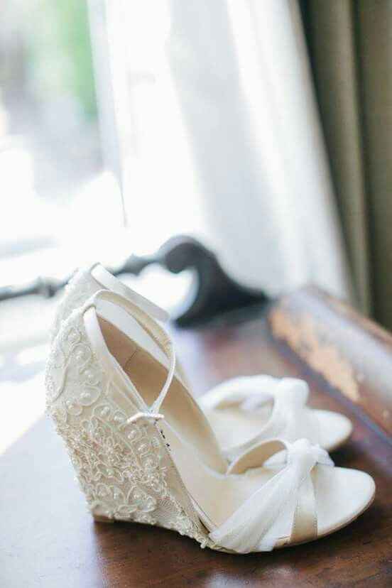 Ideas de zapatillas 👠👡👰 - 7