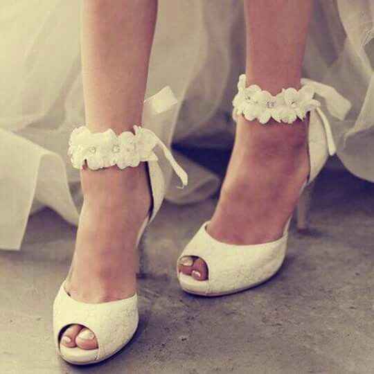 Ideas de zapatillas 👠👡👰 - 8