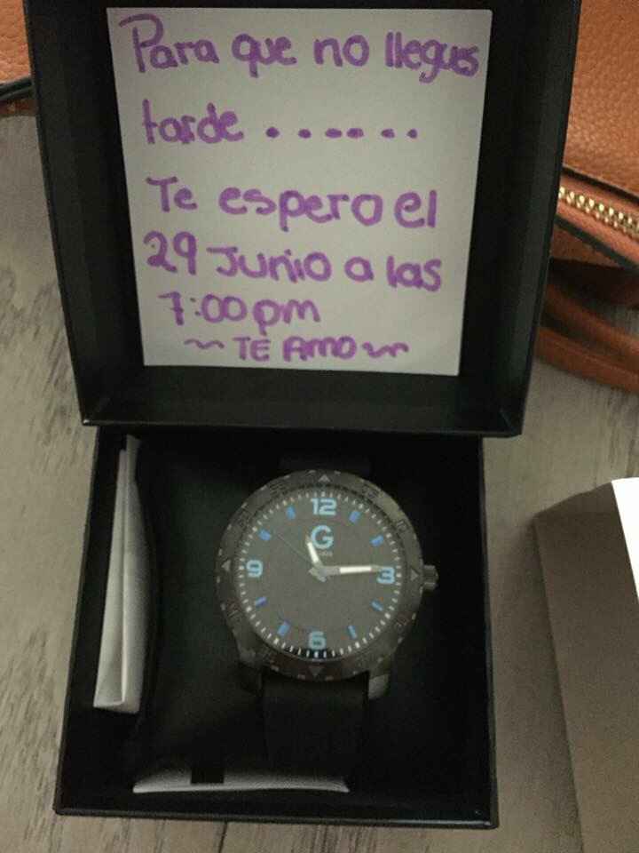  Su regalo a el - 1