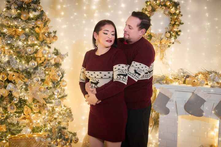 ¿Te gustan los ugly sweater en parejas? 🧥 - 1