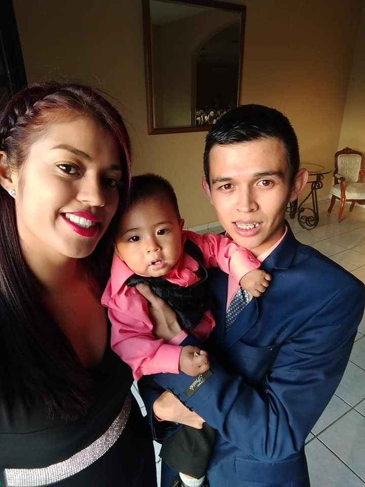 mi prima,mi ahijado y mi hermano