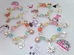 pulsera con dijes