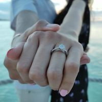 ¡Enséñanos el anillo de compromiso! 💍 - 1