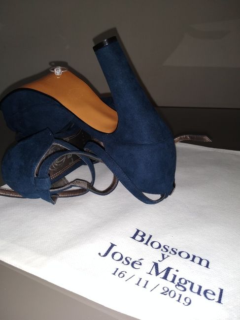 Tu "algo azul" en zapatos 28