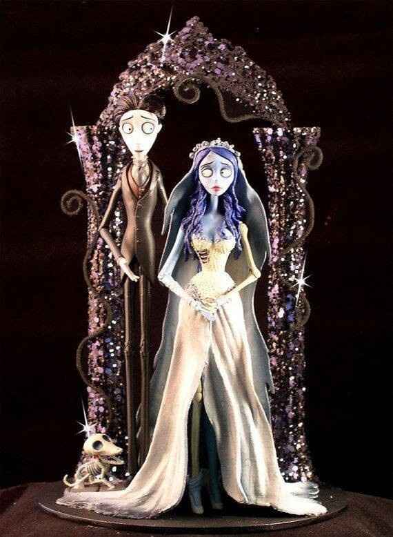 El cake topper, que aunque es de otra película también es de Tim Burton