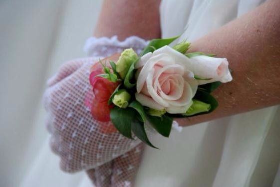 corsage