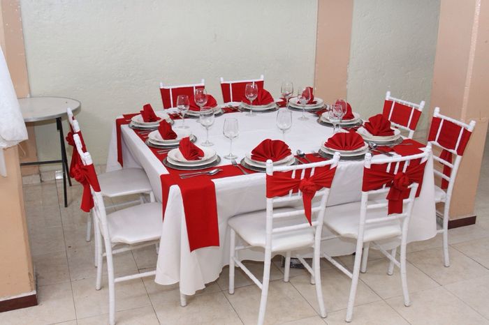 Boda en blanco con detalles en rojo o solo blanco, que opinan? - 1