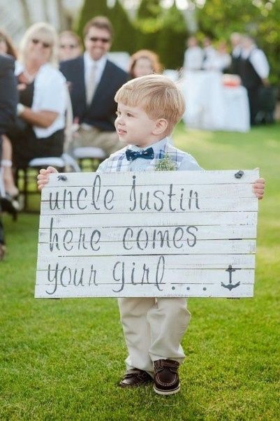 ENTRADA A LA IGLESIA