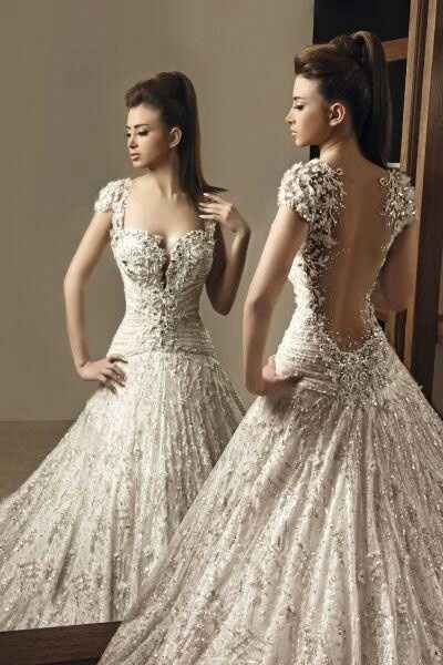 Cómo es su vestido? - 2