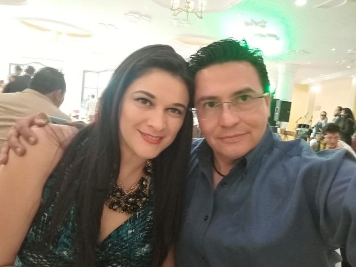 Una foto con tu prometid@ solo porque si 6