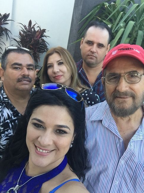 family (tios y primos)