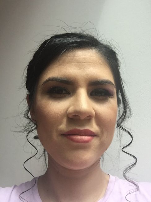  Prueba de maquillaje y peinado - 2