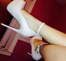 ¿Eres dulce o sexy? - Los zapatos - 1