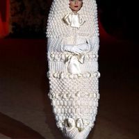 Vestido Bordado inspirado en las Muñecas Apilables Rusas 