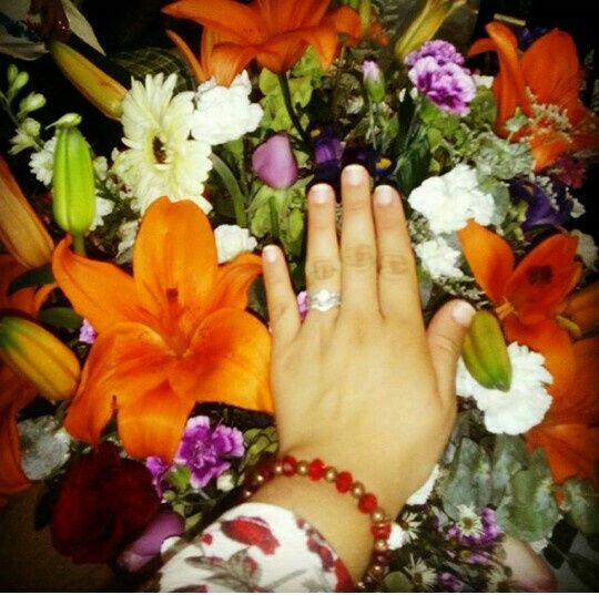 Anillo de compromiso, joyitas - 1