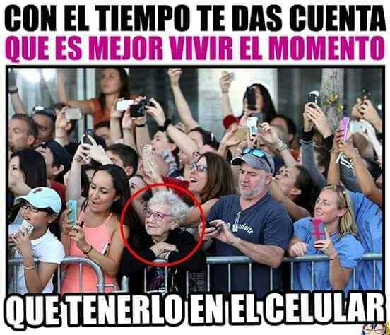 Donde se lleva el celular para tomar selfies en la boda??? - 1