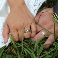 Presuman su anillo de bodas!! - 1