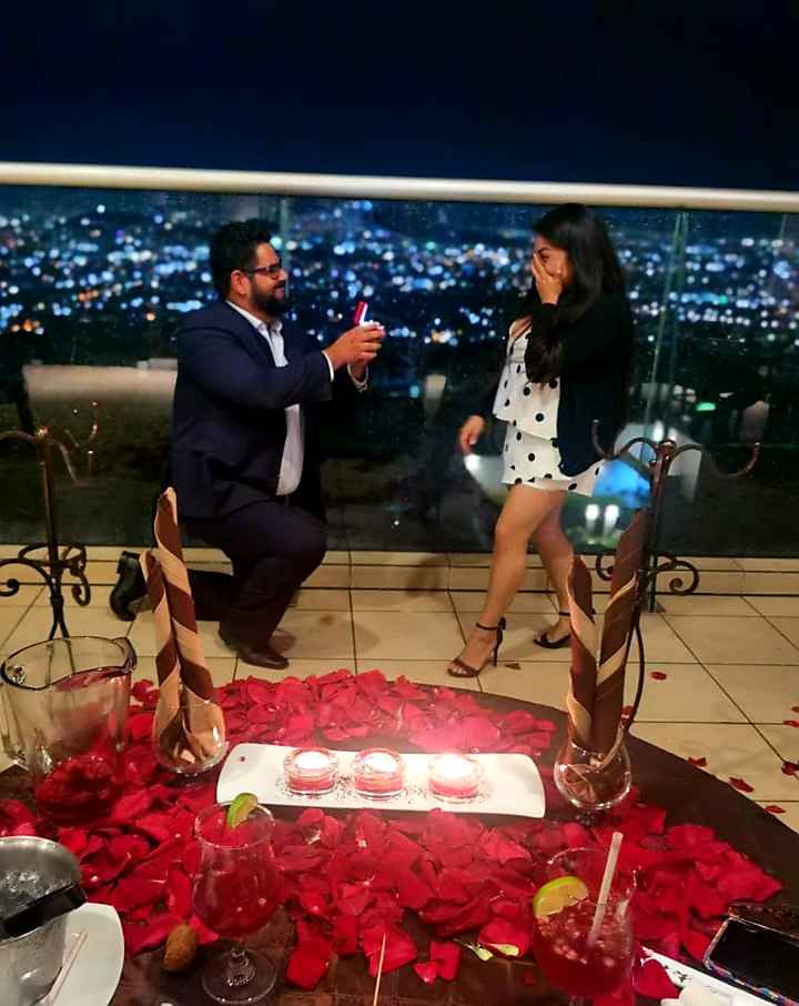 Esencial o lujo: Cena de pedida de mano ❤ - 1
