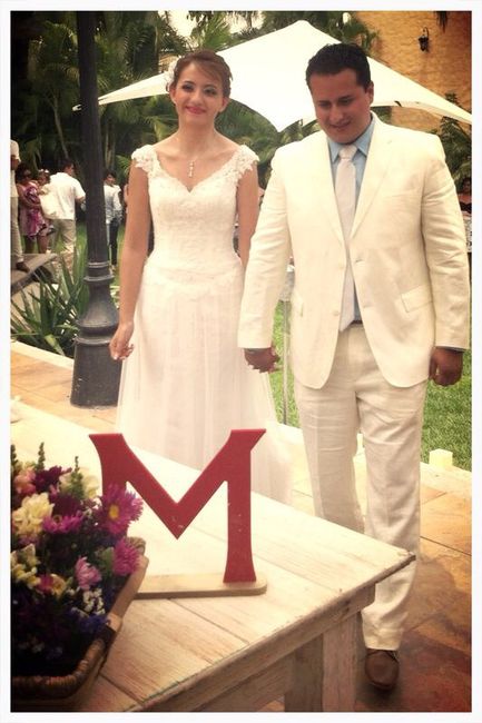Como seria tu vestido por la ceremonia civil?  - 1