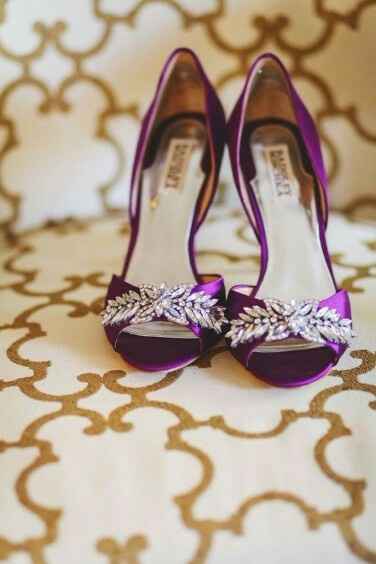 Zapatos: blanco vs color - 1