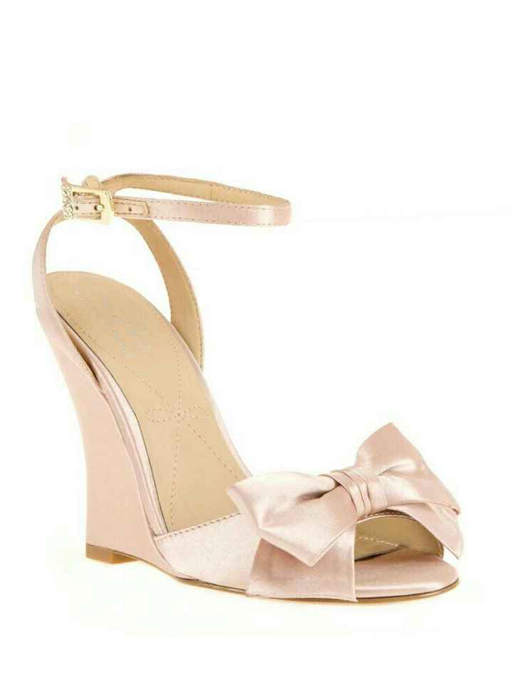Zapatos: blanco vs color - 4