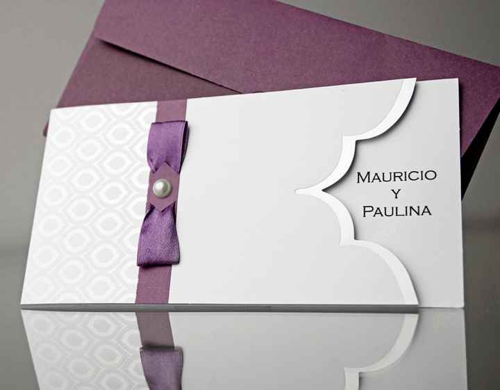Invitaciones con broche - 3