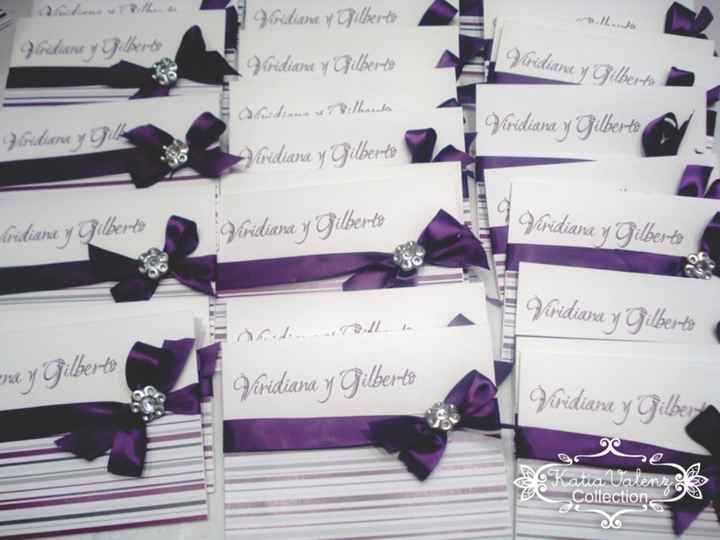 Invitaciones con broche - 4
