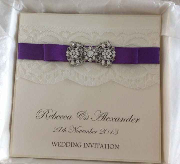 Invitaciones con broche - 11