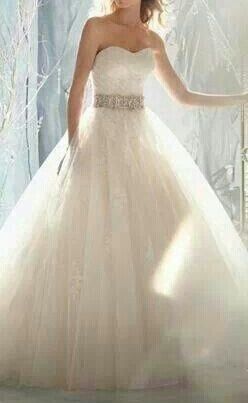 MODELO DE MI VESTIDO