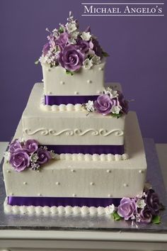 Pasteles para boda en color morado 14