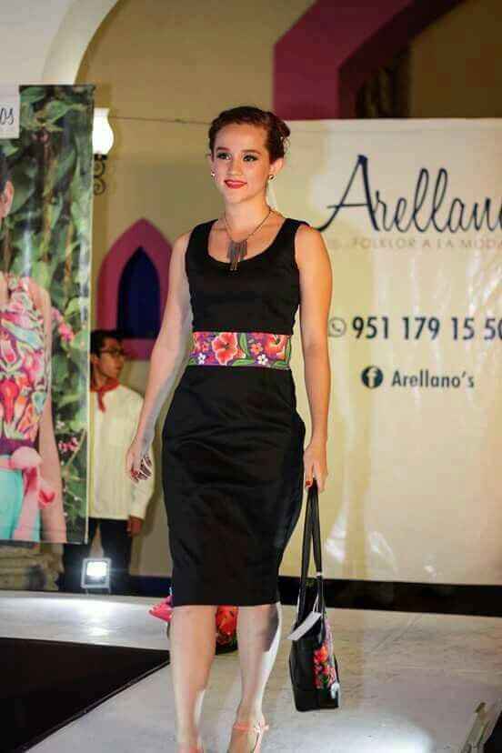 Ayuda con vestido mexicano! - 5