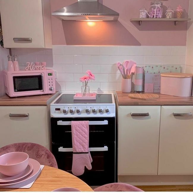 Tú cocina en color rosa 🎀 4