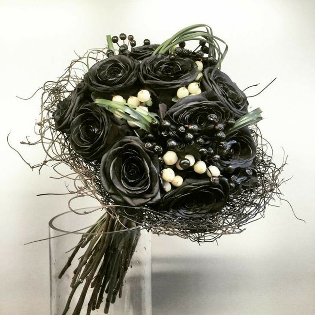 Ramos de novia en color oscuro 12