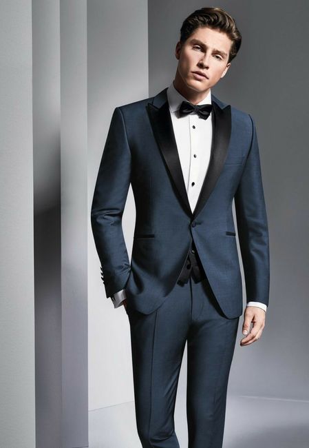 Trajes de novio en colores oscuros - 9