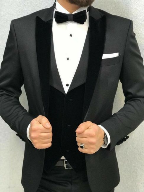 Trajes de novio en colores oscuros - 10