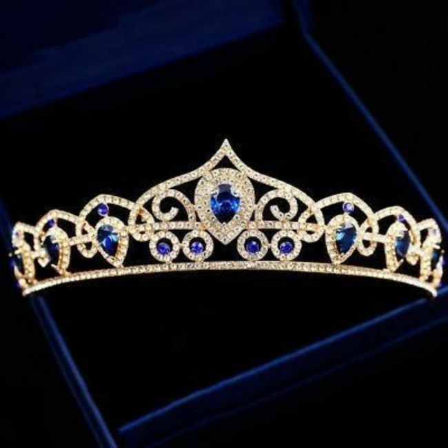 Tiaras en tono oscuro 8