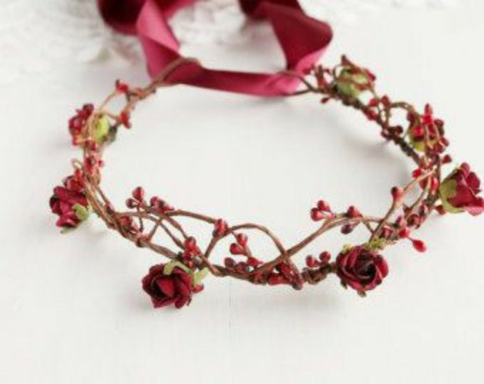 Tocados y coronas en colores oscuros 2