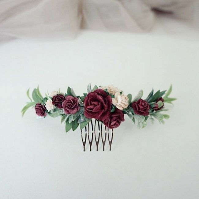 Tocados y coronas en colores oscuros 5