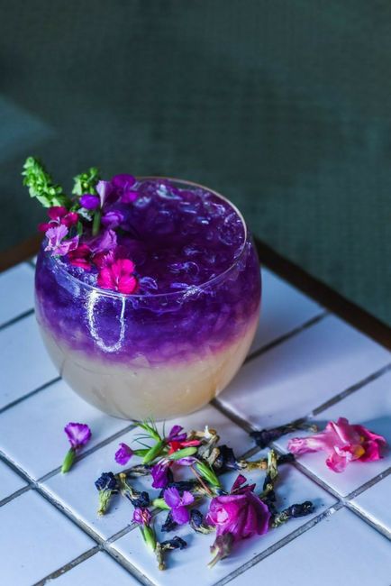 Bebidas en tu gran día en colores oscuros - 6