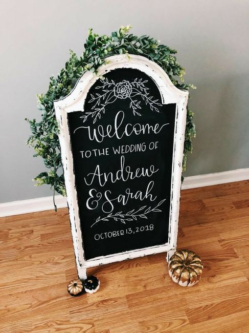 Letreros de bienvenida en tonos oscuros 3