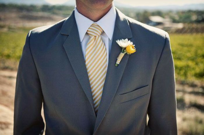 Corbatas en amarillo para el novio 💛💛 3