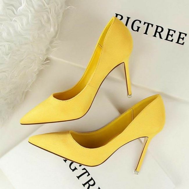 Zapatillas en color amarillo 💛💛 - 5