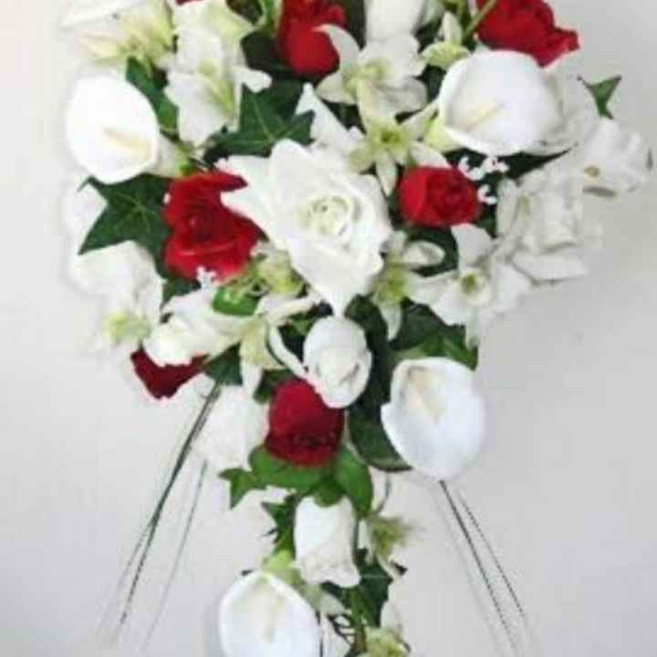 ¿Flores grandes o pequeñas? ¡Hablamos de tu ramo! - 1
