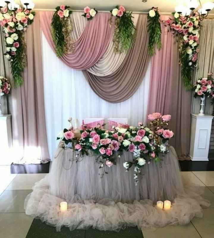 Mesa principal en rosa 🎀 - 6