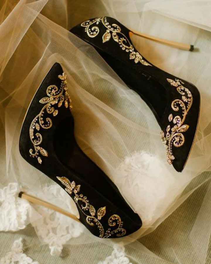 Zapatos de novia en colores oscuros - 14