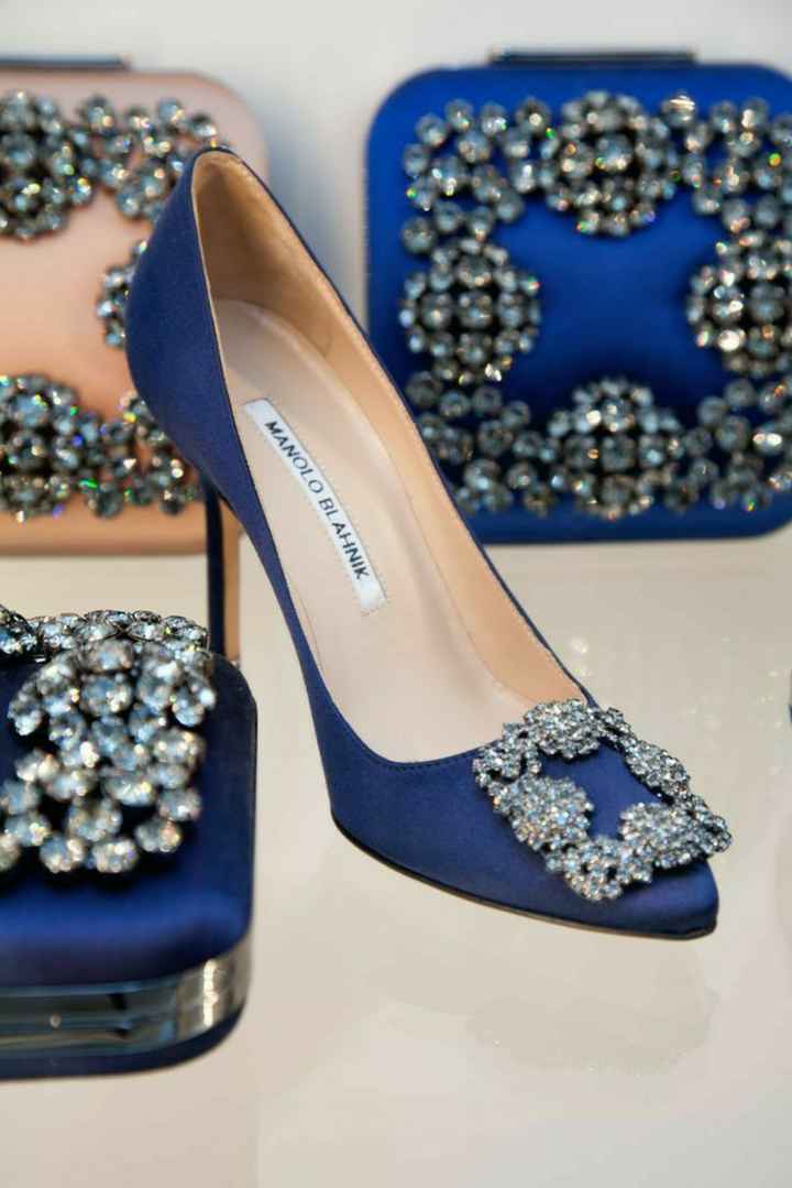 Zapatos de novia en colores oscuros - 15