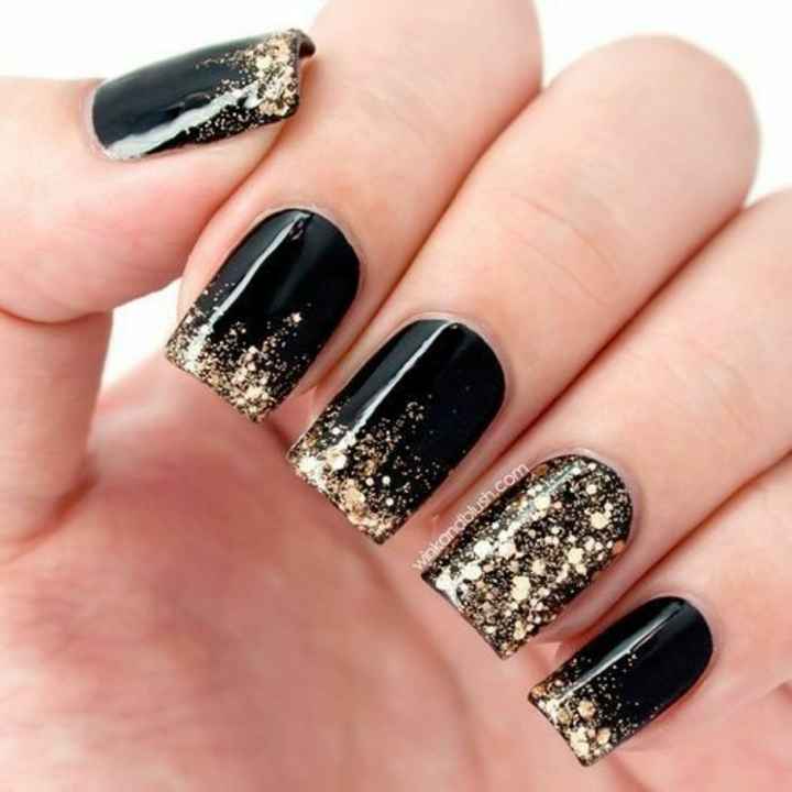 Uñas en color negro - 13