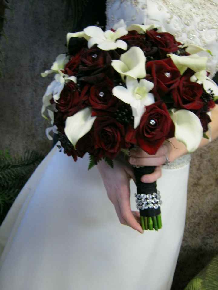 Ramos de novia en color oscuro - 3