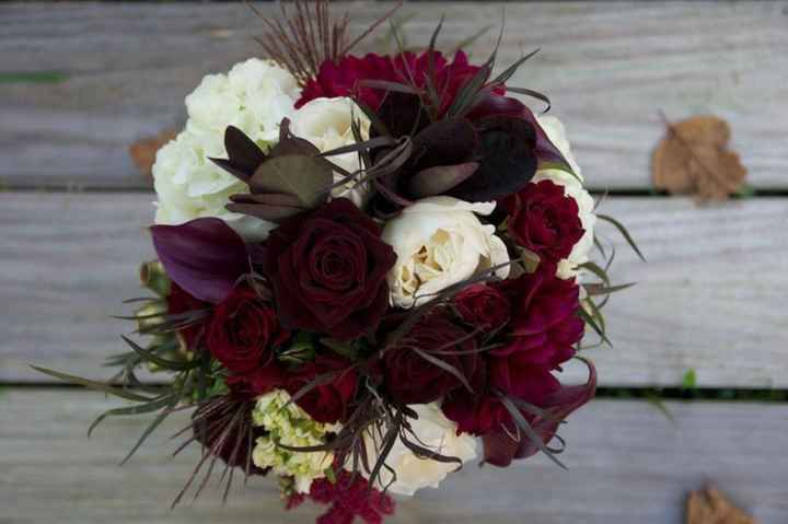 Ramos de novia en color oscuro - 4