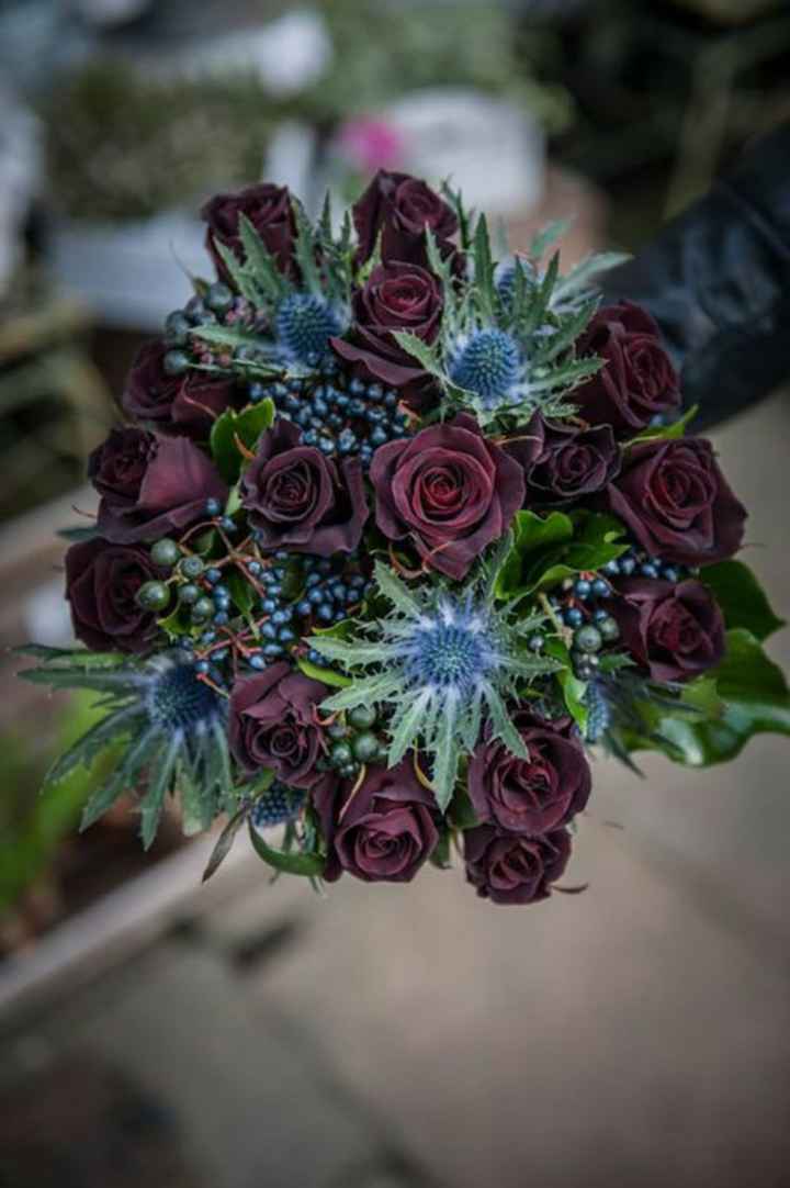 Ramos de novia en color oscuro - 11